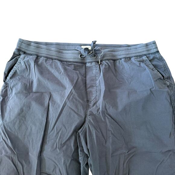 LL Bean Women's Plus Stretch Ripstop Pull-On Capri Pants Slim-Leg Blue - Size 2X - Picture 3 of 10